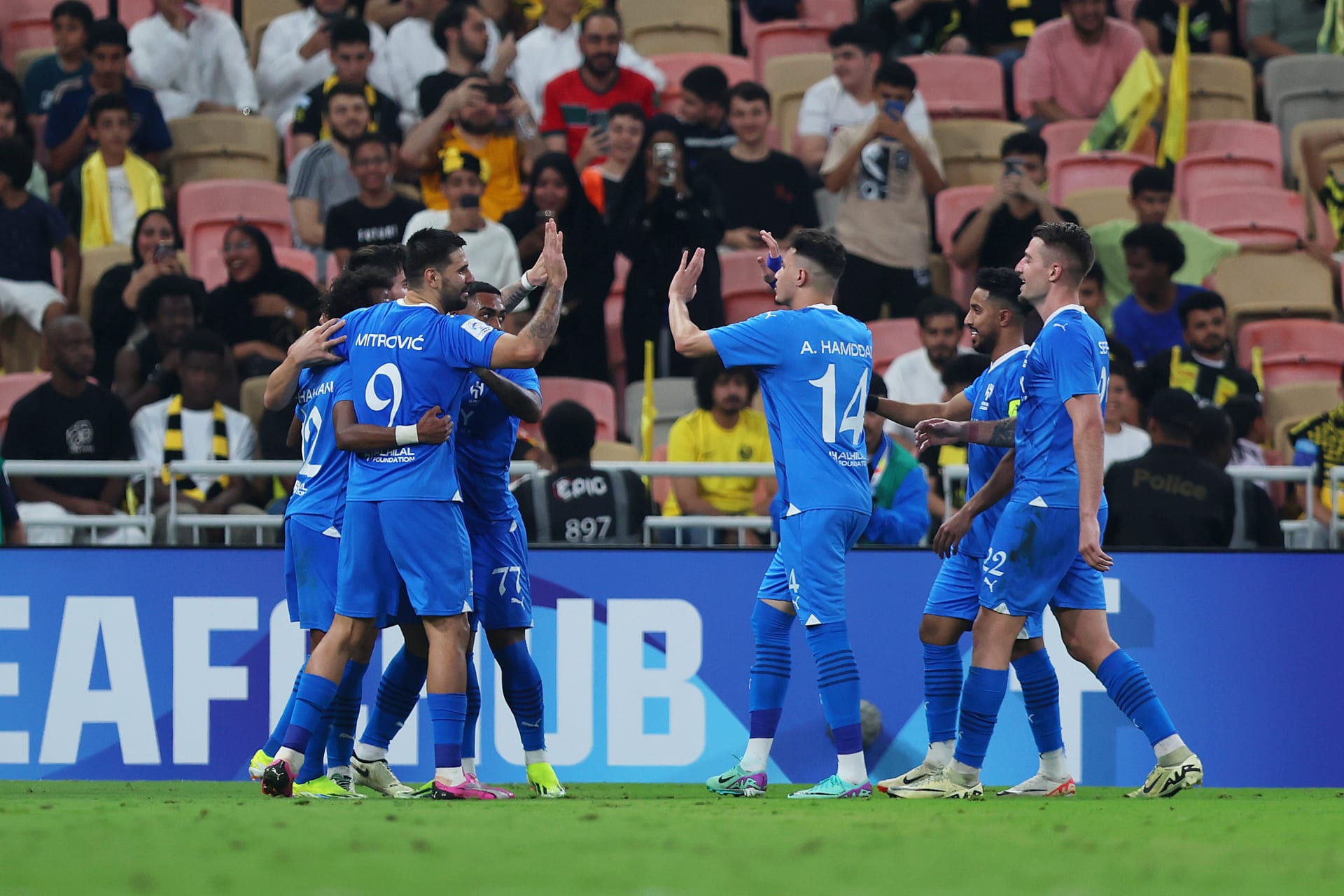 الهلال السعودي يتحرك لخطف "جوهرة" الدوري الإسباني.. أحلام جيسوس تتحقق